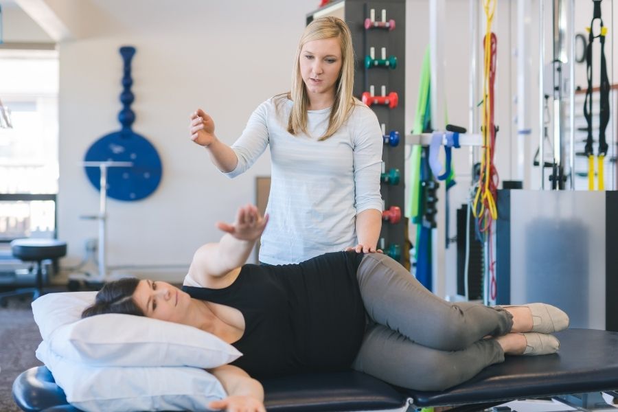 benefits of physical therapy while pregnant